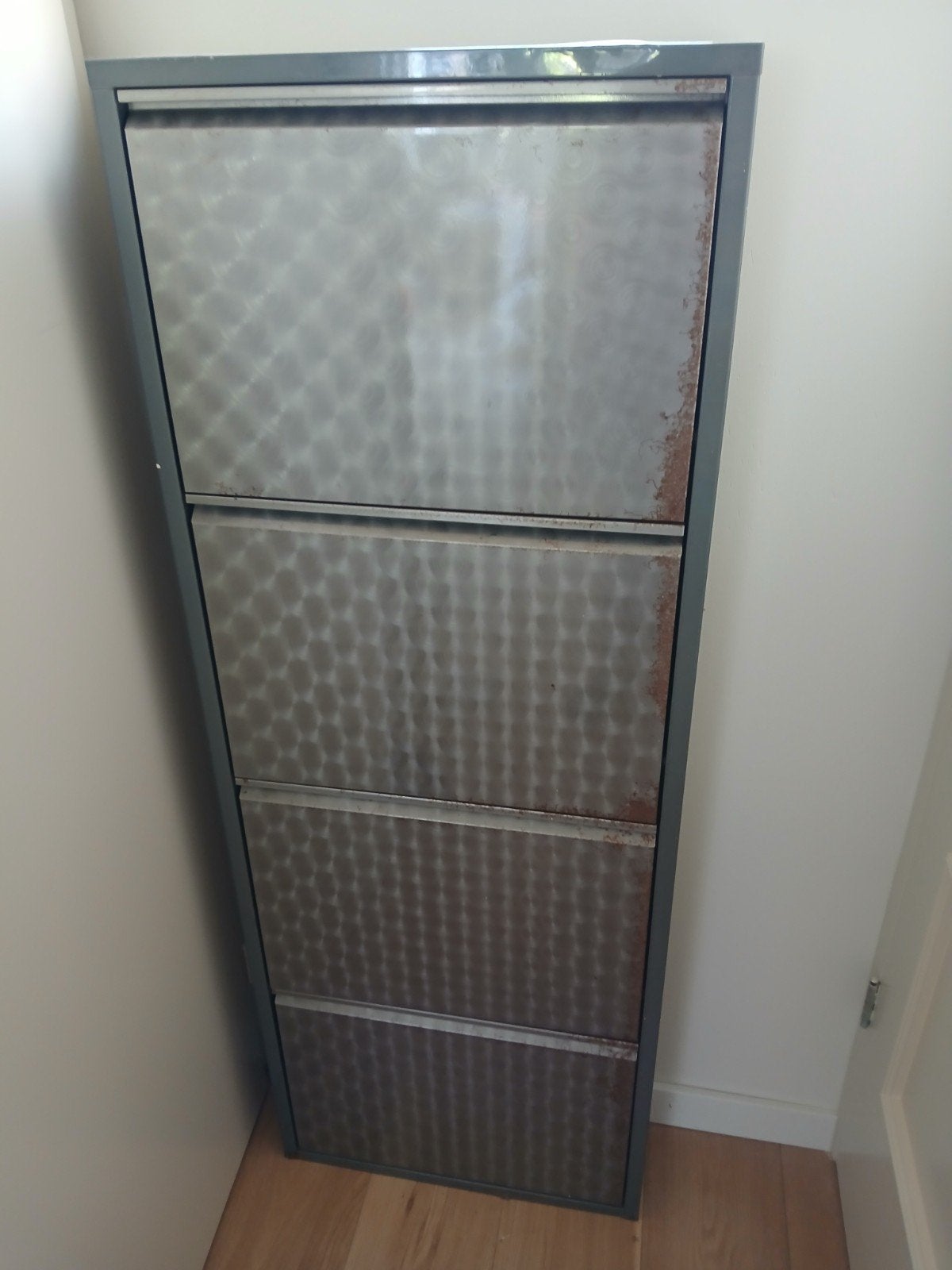 vintage Metalen schoenenkast met 4 vakken, Huis en Inrichting, Kasten | Schoenenkasten, Ophalen of Verzenden, Gebruikt, Industrieel, Vintage