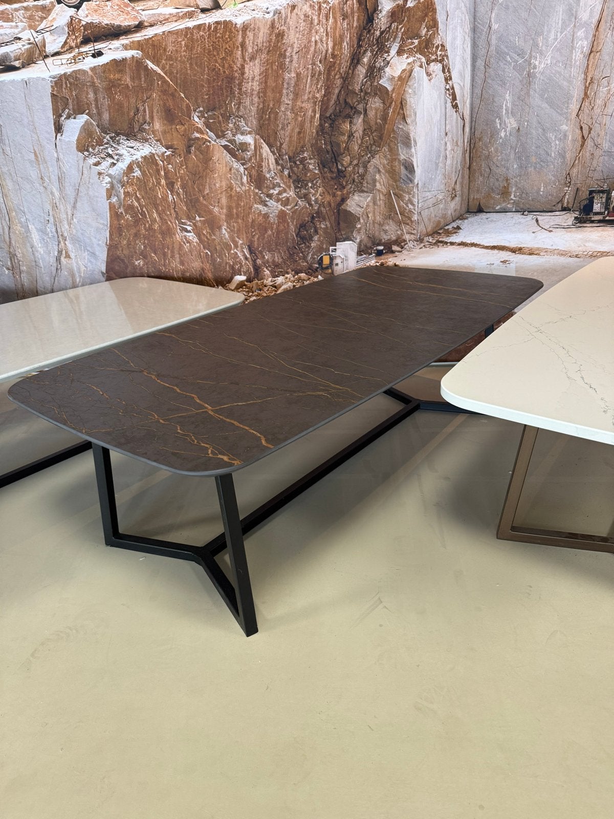 Deens Ovale Salontafel Dekton Laurent 140x70 cm, Ophalen