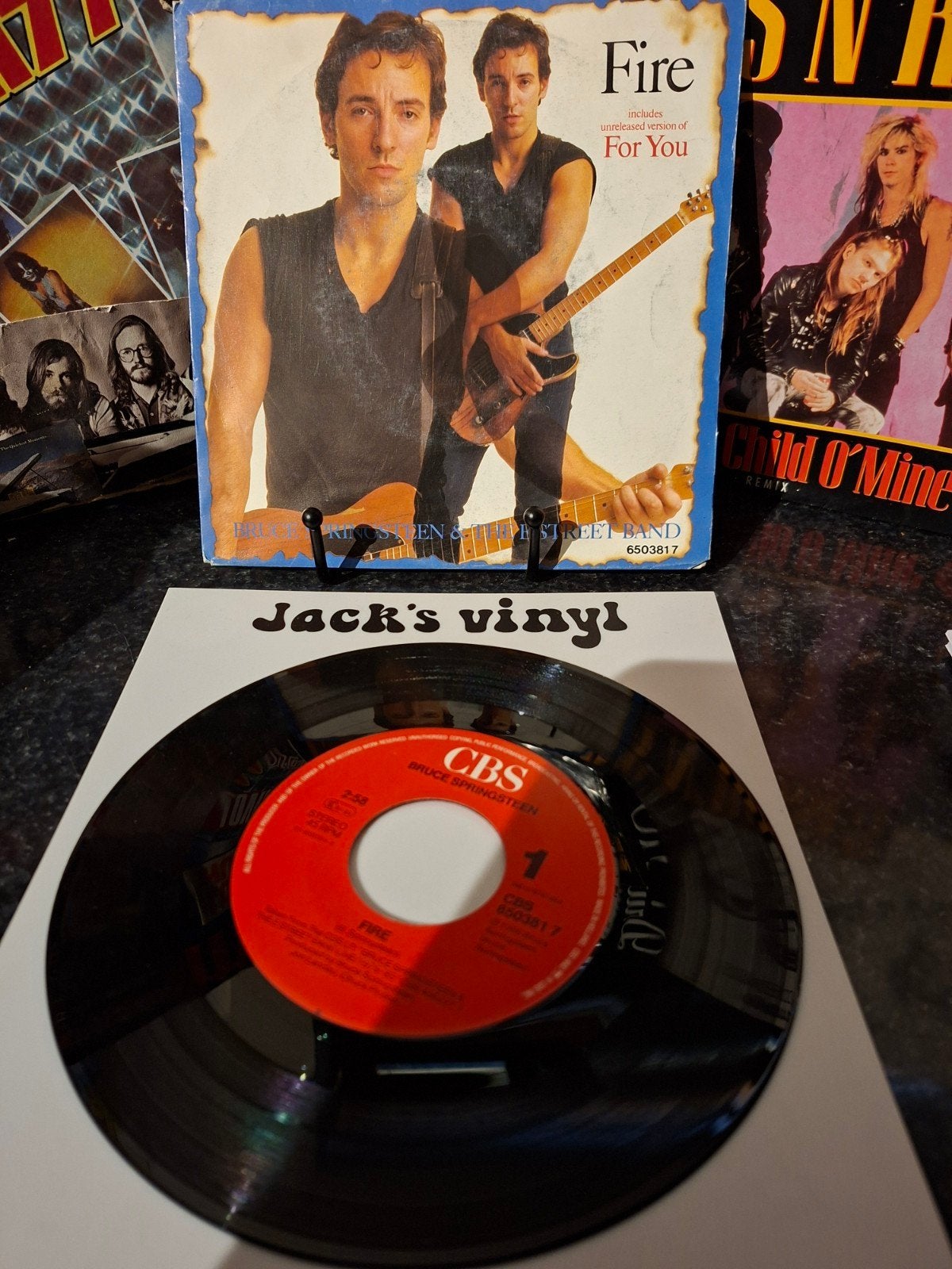 Bruce Springsteen - Fire (7 inch vinyl single)1987, 7 inch, Ophalen of Verzenden, Zo goed als nieuw, Beschermende buitenhoes