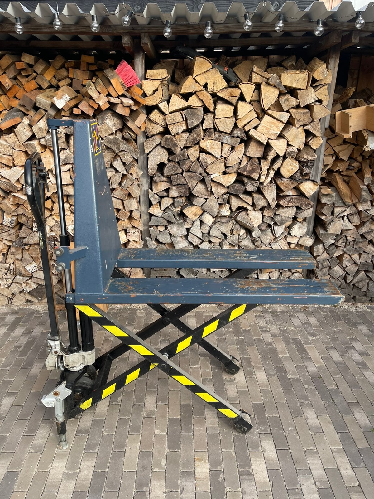 Esra Pallettruck hoogheffer Heftafel, Ophalen of Verzenden, Zo goed als nieuw
