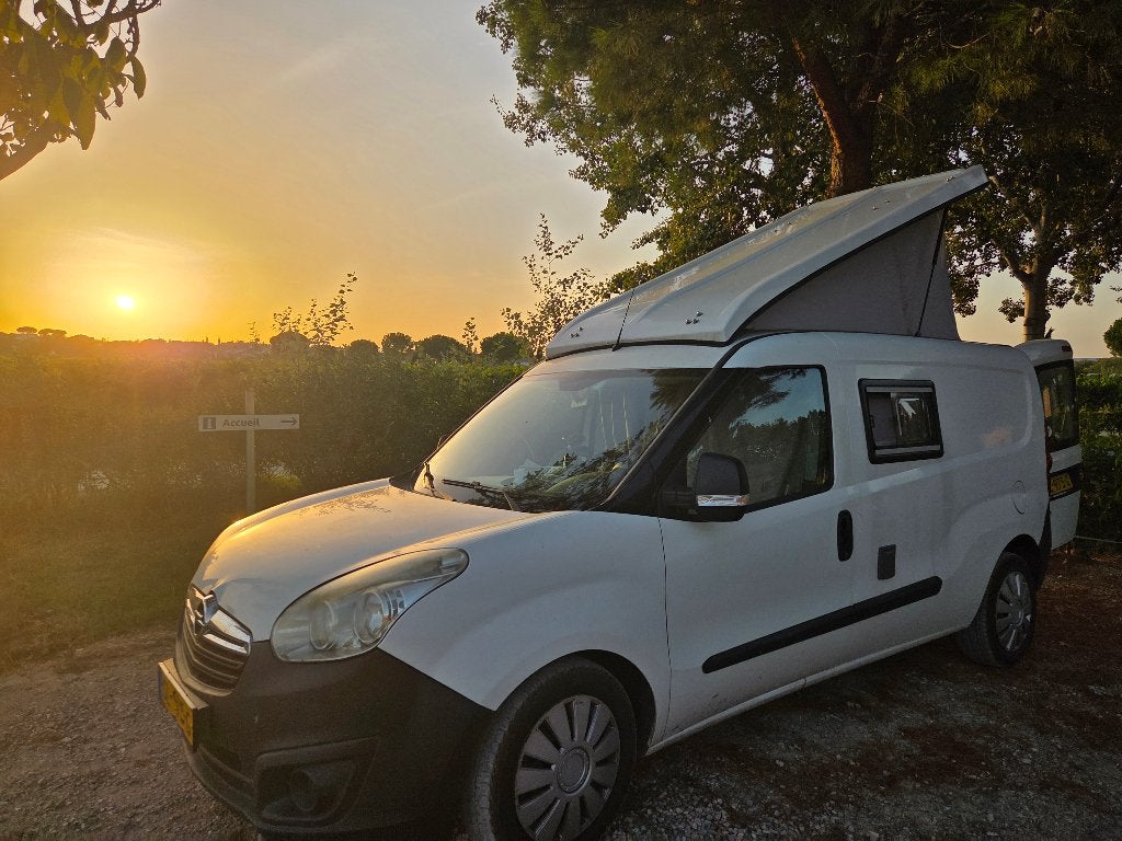 Minicamper Opel Combo (euro 5) met hefdak en trekhaak, Caravans en Kamperen, Overige merken, Buscamper of Camperbus, Tot en met 2
