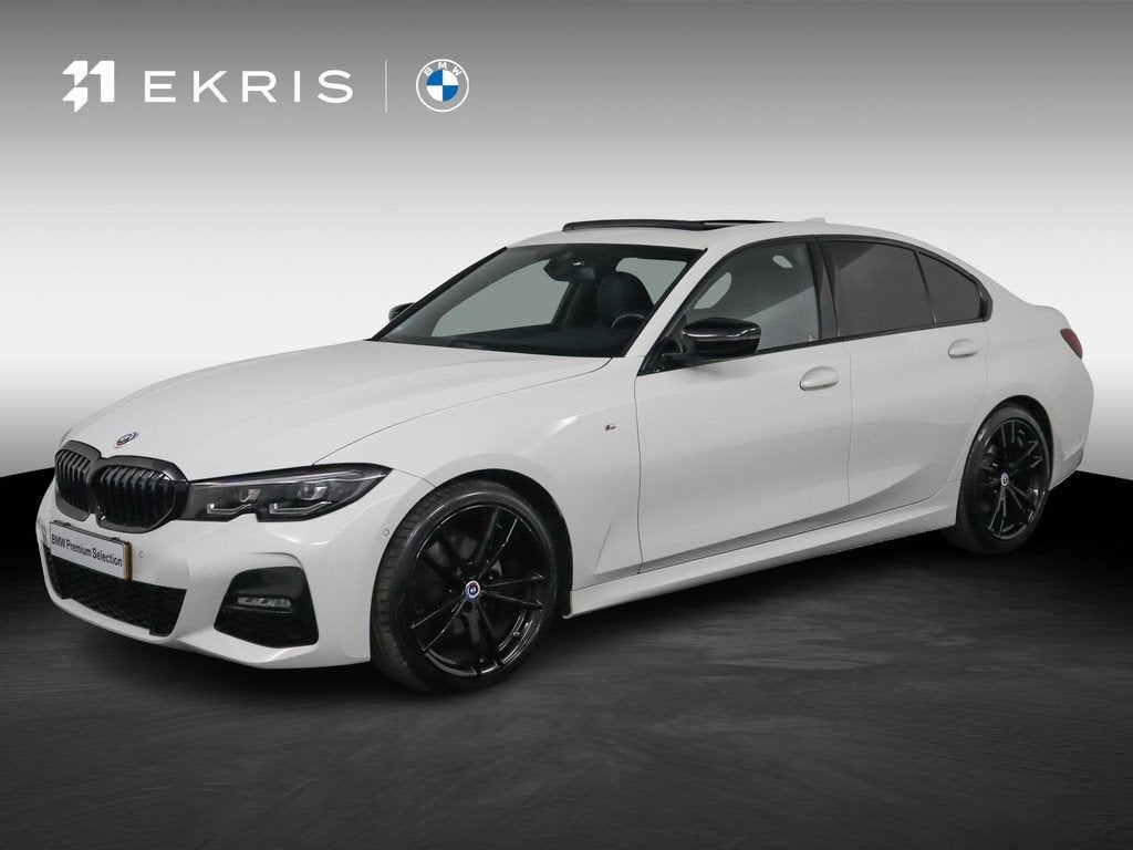 BMW 3-serie 320i Business Edition Sedan M Sport | Glazen Pan, Automaat, 1998 cc, Gebruikt, 4 cilinders