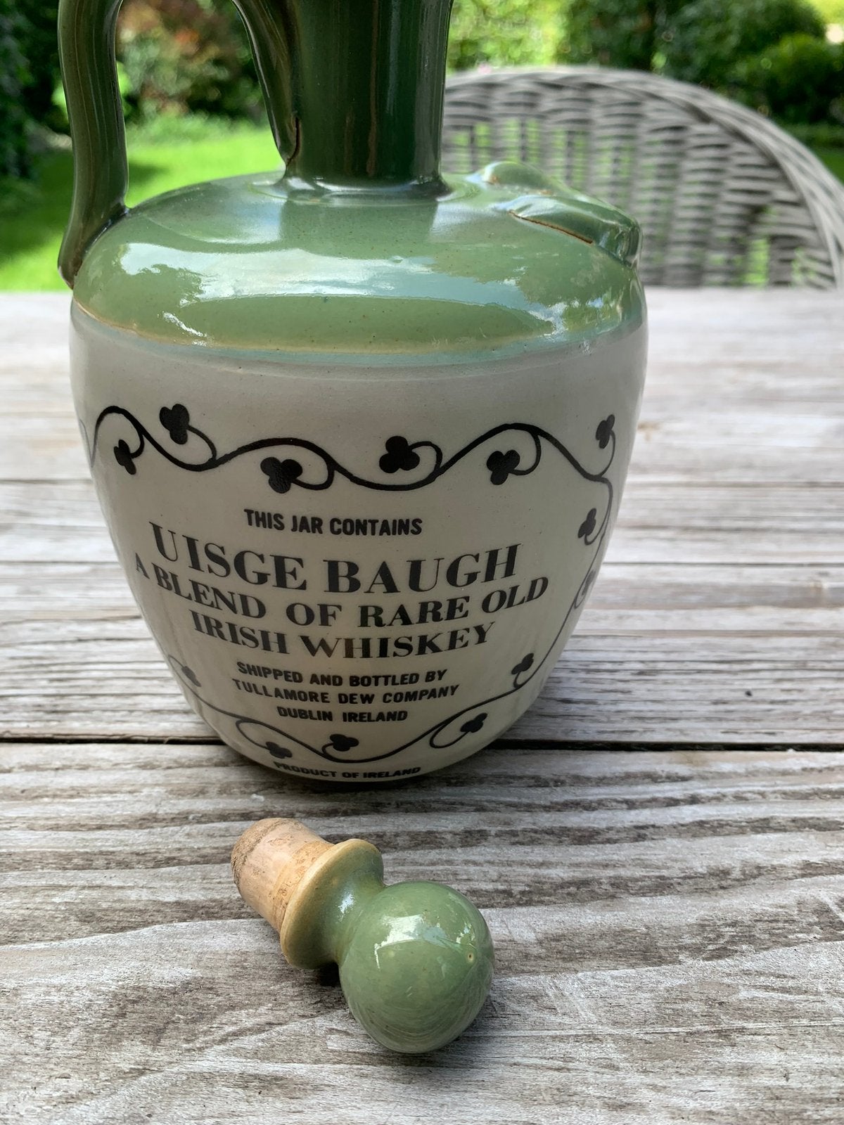 Oud whiskey kruikje. Groen parelmoer, Antiek en Kunst, Ophalen of Verzenden