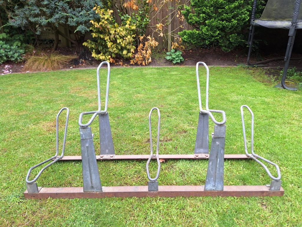Vintage Brocante Metalen Fietsenrek 130x50cm, Ophalen, Gebruikt
