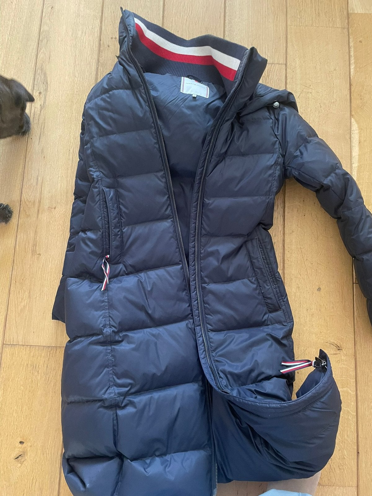 Tommy Hilfiger puffer jas xs nieuw, Ophalen of Verzenden, Zo goed als nieuw, Maat 34 (XS) of kleiner, Blauw