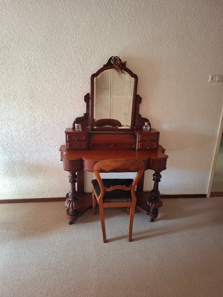 Antieke mahonie kaptafel met stoel, Antiek en Kunst, Ophalen