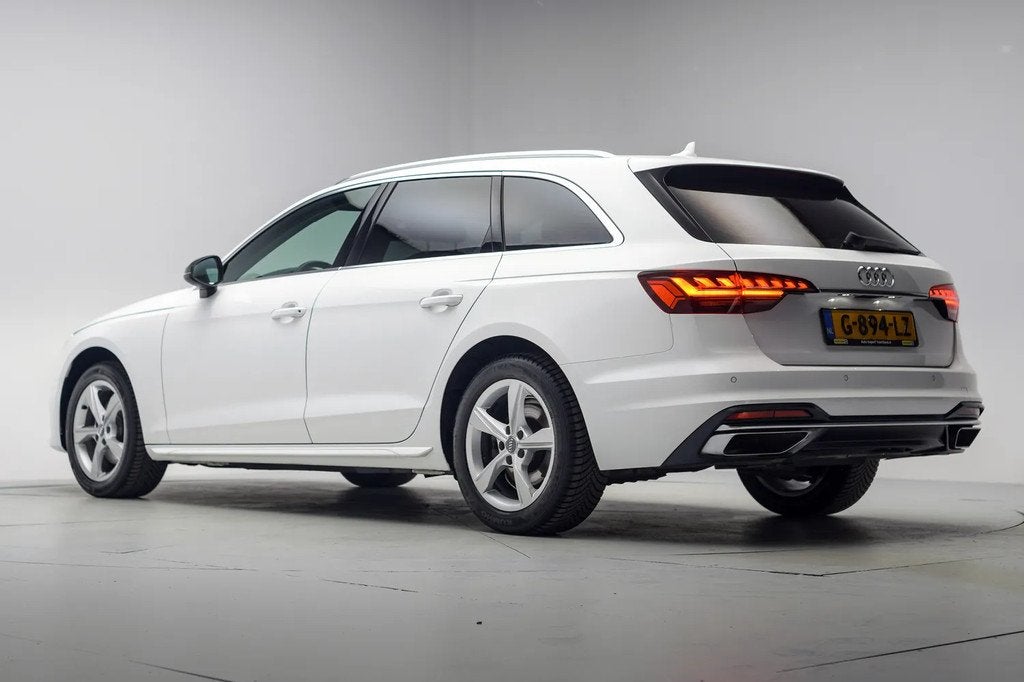 Audi A4 Avant 35 TFSI Aut. [Apple / Android Trekhaak Carplay, Auto's, Audi, Automaat, Gebruikt, 4 cilinders, A4