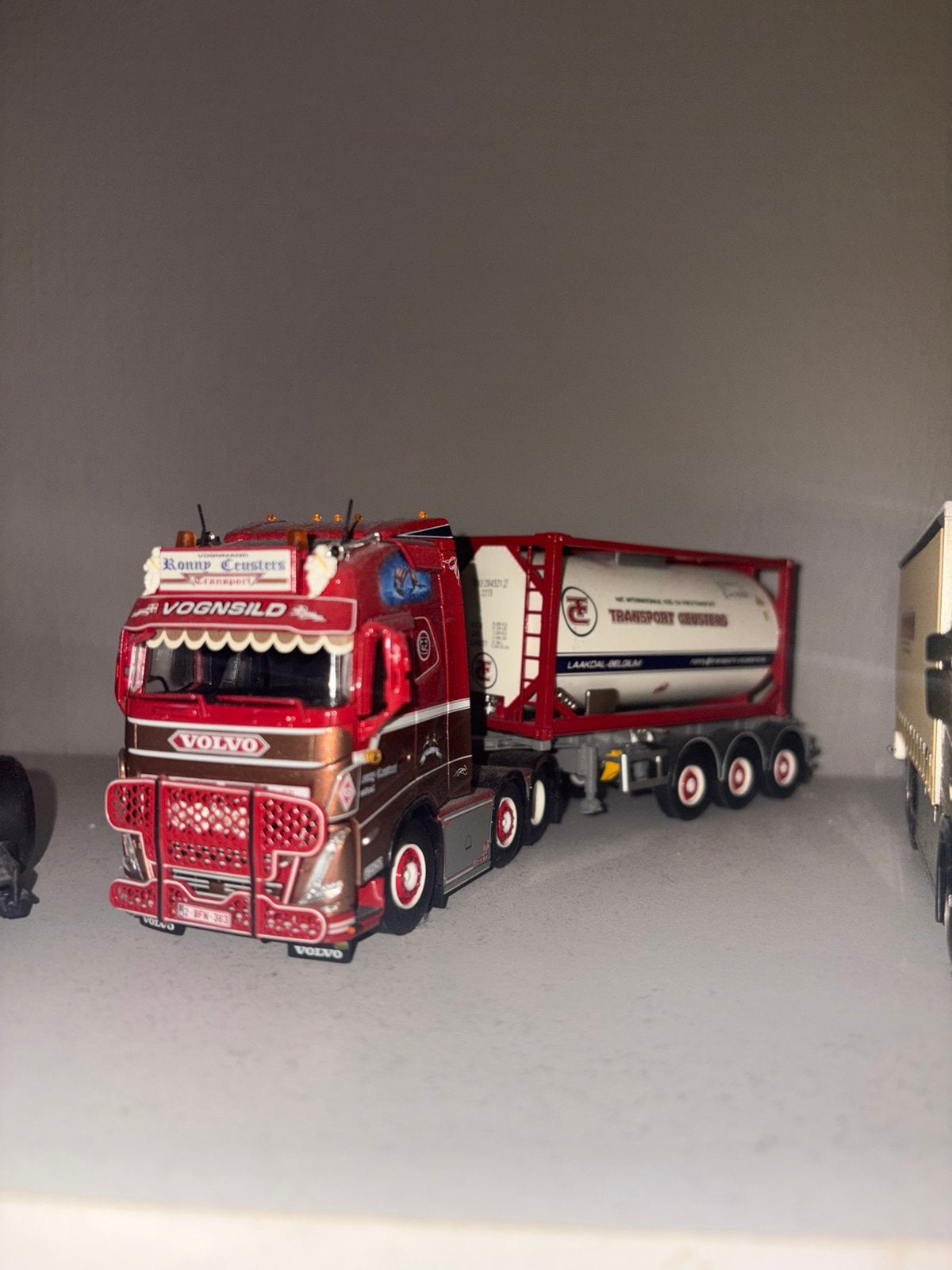 Volvo tankcontainet ronny ceusters, Ophalen of Verzenden, Zo goed als nieuw, Bus of Vrachtwagen, Wsi