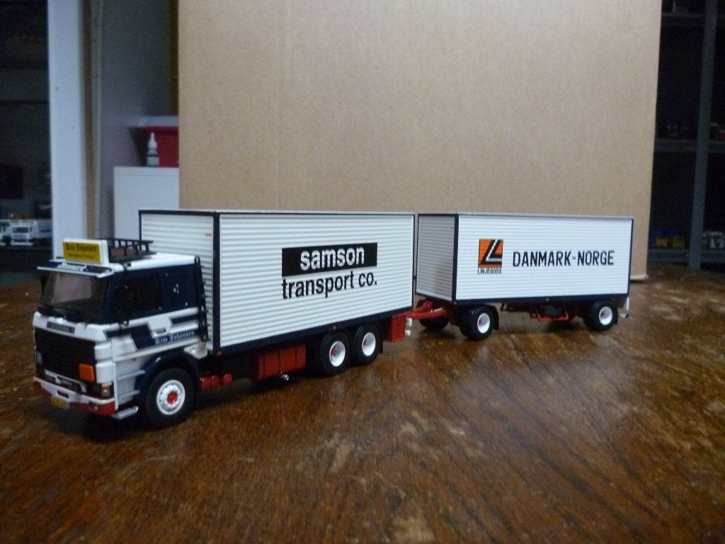 Tekno Scania 142 combi Kim Johansen met certificaat, Ophalen of Verzenden, Nieuw, Bus of Vrachtwagen, Tekno