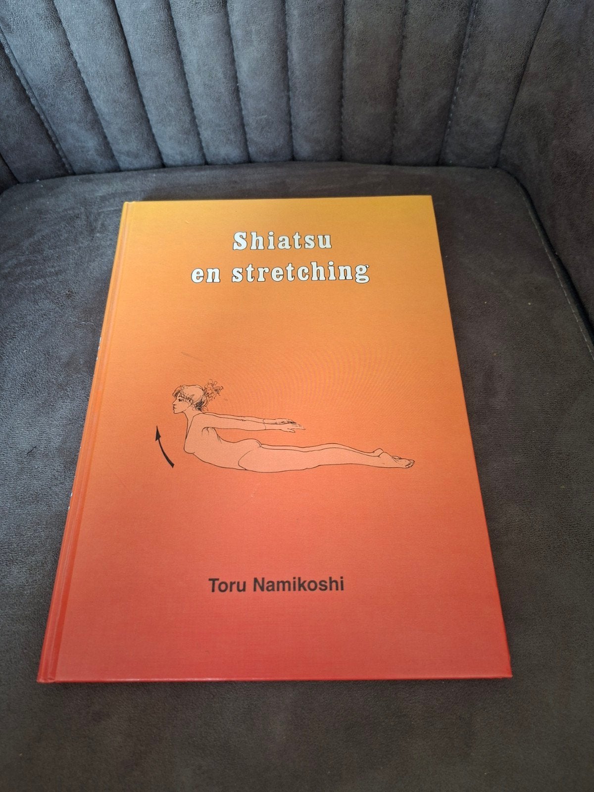 Shiatsu en Stretching - Toru Namikoshi, Boeken, Ophalen of Verzenden, Zo goed als nieuw, Gezondheid en Conditie, Toru Namikoshi
