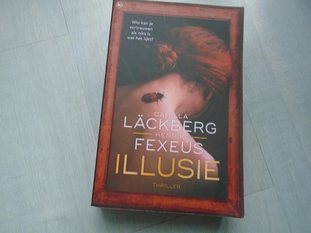 illusie/ box/cultus, camilla läckberg, Boeken, Ophalen of Verzenden, Zo goed als nieuw, Camilla läckberg