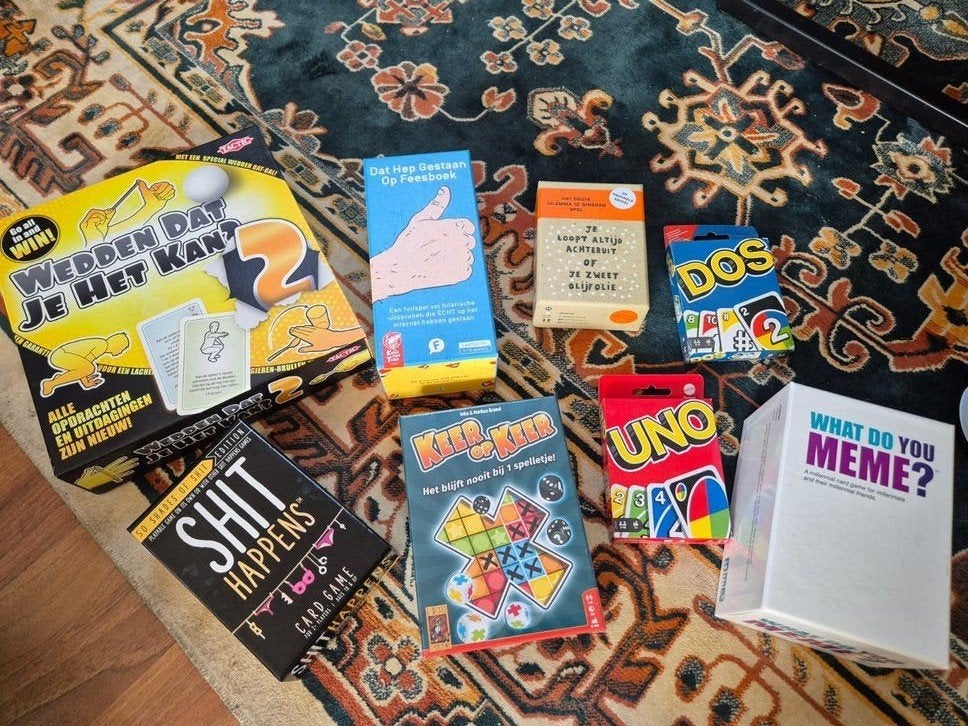 Gezelschapsspellen en kaartspellen - Diverse titels, Vijf spelers of meer, Ophalen, Zo goed als nieuw