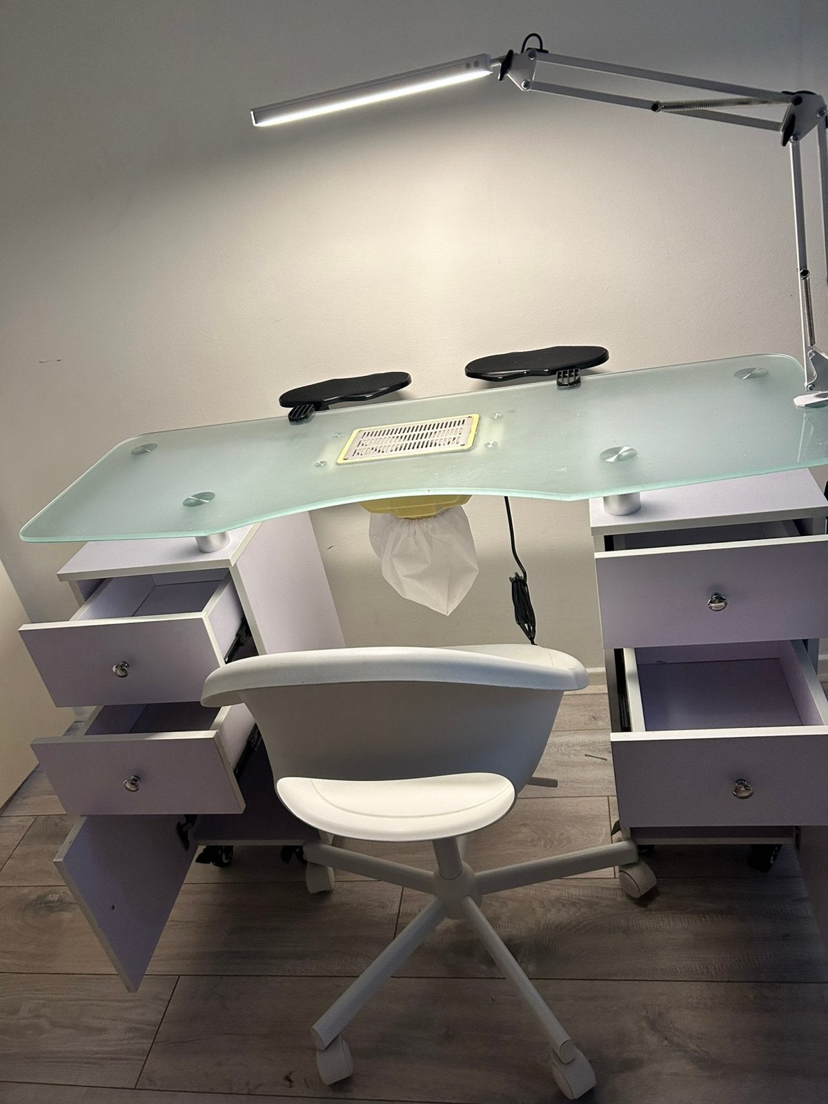 Te koop complete nagel tafel, Ophalen, Gebruikt, Wit, Overige typen