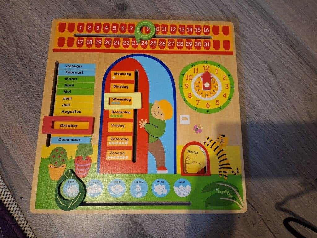 Houten aankleedpop en kalender, Ophalen of Verzenden, Gebruikt