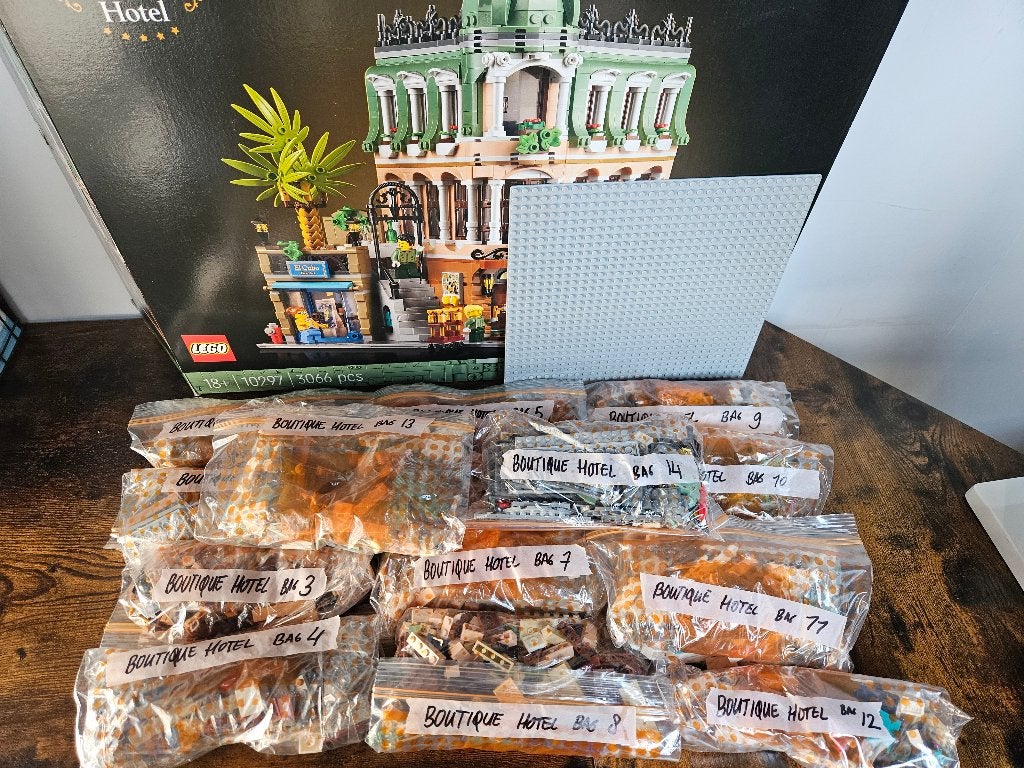 LEGO Icons 10297 - Boutique Hotel, Kinderen en Baby's, Speelgoed | Duplo en Lego, Ophalen of Verzenden