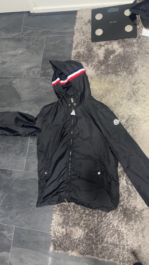 Moncler windbreaker, Ophalen of Verzenden, Zo goed als nieuw, Zwart