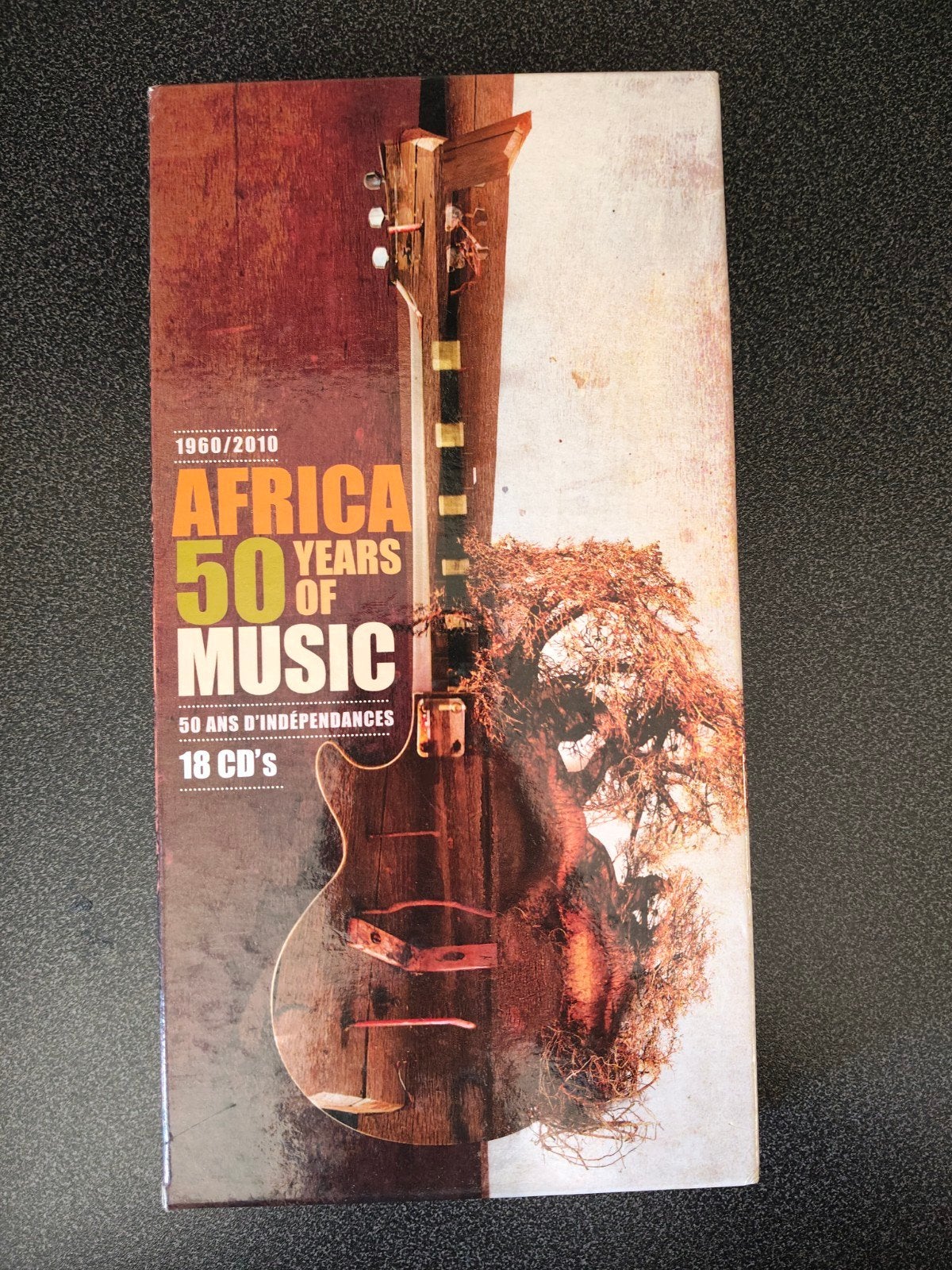 Africa 50 Years of Music - 18 CD's Boxset, Ophalen of Verzenden, Gebruikt, Boxset, Inclusief boekje