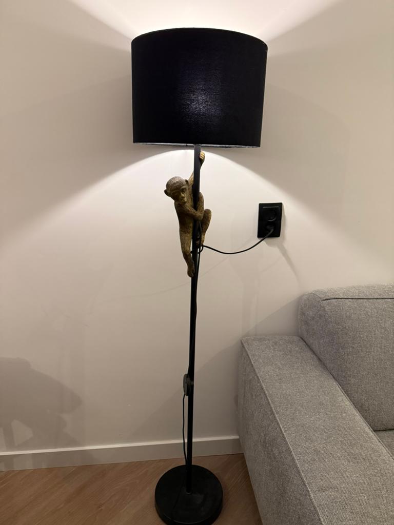 Vloerlamp met goudkleurige aap, Ophalen, Zo goed als nieuw, 150 tot 200 cm
