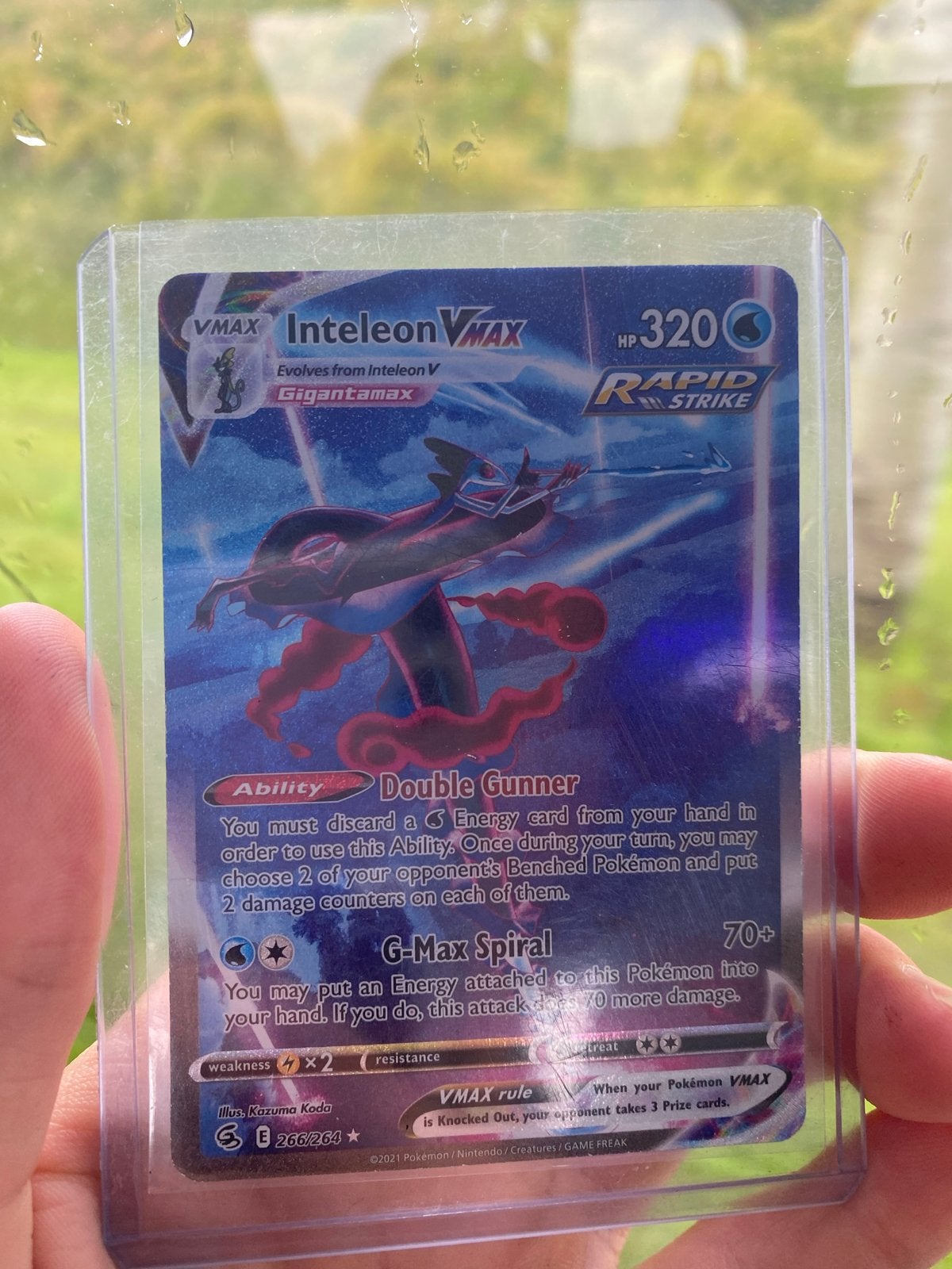 Inteleon VMAX Rapid Strike Pokémon kaart, Ophalen of Verzenden, Zo goed als nieuw, Losse kaart, Foil