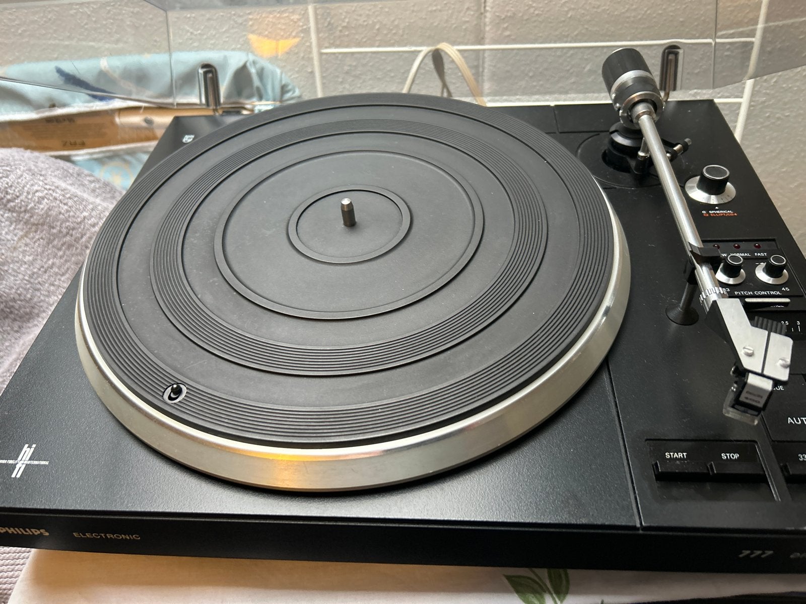 Unieke Philips platenspeler 777 zwart, nagekeken en afgestel, Ophalen, Philips, Pitch-regelaar, Refurbished