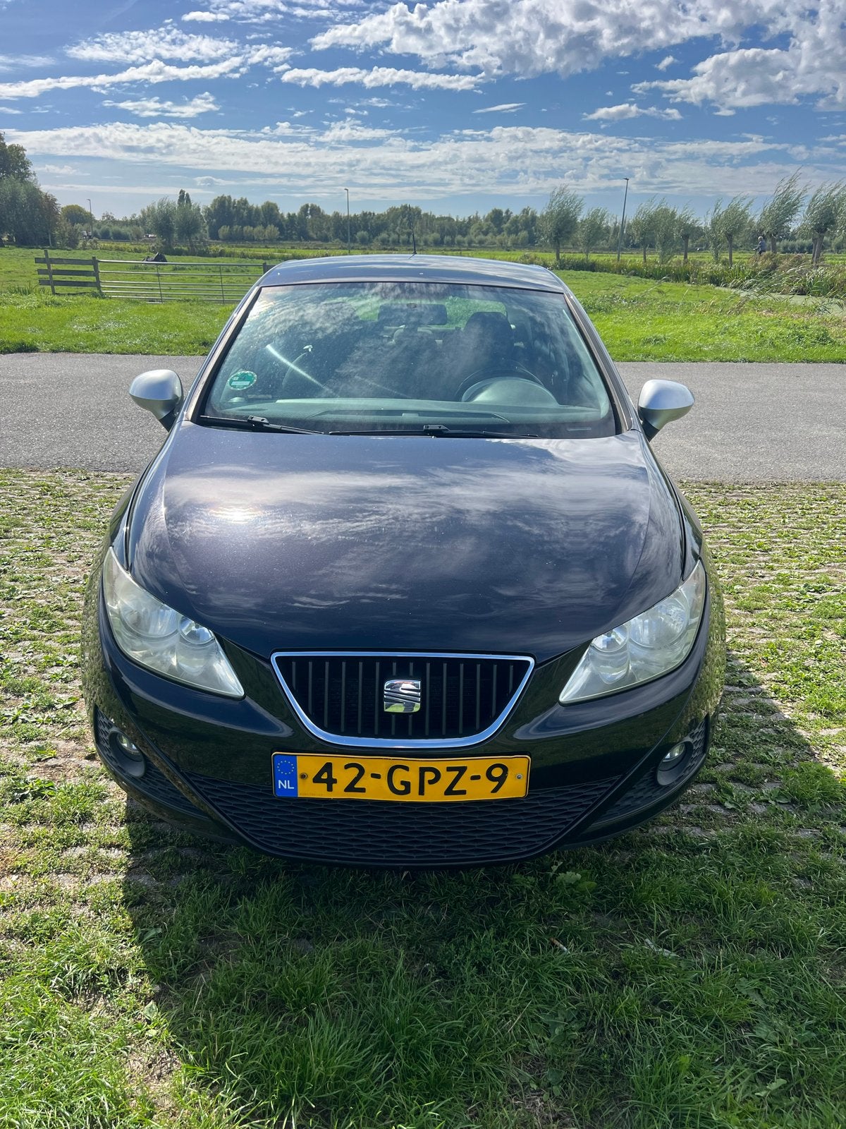 Seat Ibiza 1.4 5DRS 2008 Zwart, APK Sept 2027, Auto's, Voorwielaandrijving, 40 €/maand, 4 cilinders, Origineel Nederlands