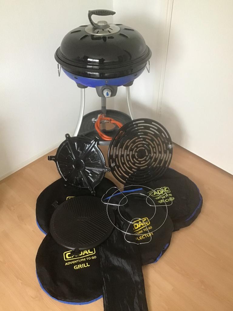 Cadac skottelbraai Carri Chef met toebehoren is netjes, Ophalen of Verzenden, Zo goed als nieuw