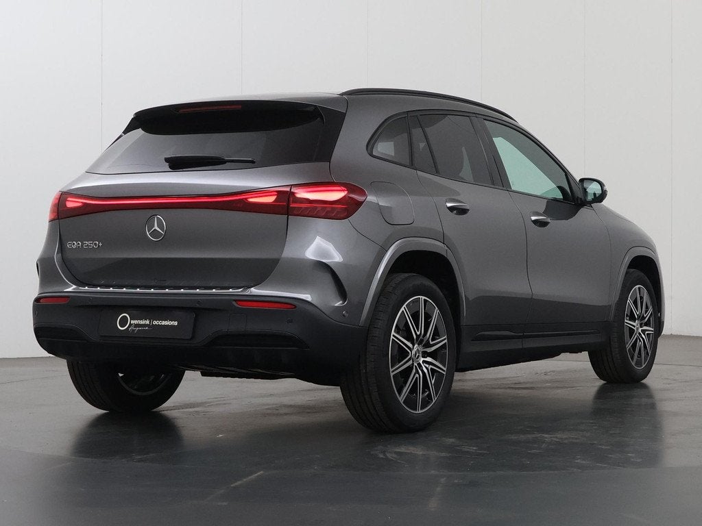 Mercedes-Benz EQA 250+ Business Solution AMG 71 kWh | Panora, Auto's, Mercedes-Benz, Zwart, 445 min, Nieuw, SUV of Terreinwagen