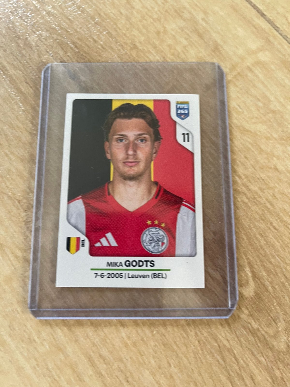 Mika Godts Ajax Panini FIFA 365 2026 #331 sticker, Hobby en Vrije tijd, Stickers en Plaatjes, Ophalen of Verzenden, Zo goed als nieuw