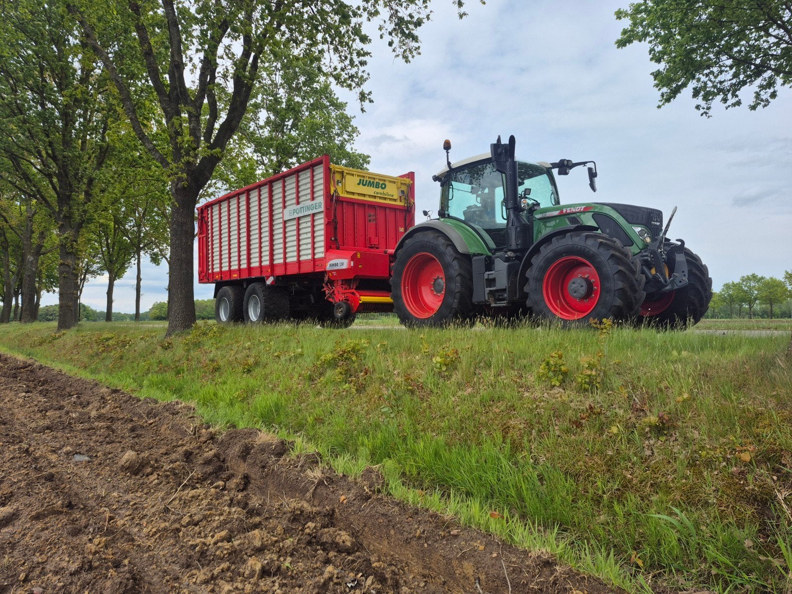 Pottinger jumbo 7200 Combiline  opraapwagen, Ophalen, Weidebouw