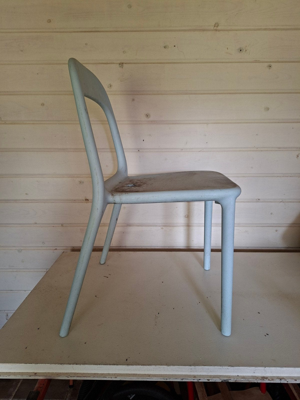 4x lichtblauwe stevige kunststof stoelen van IKEA, Ophalen
