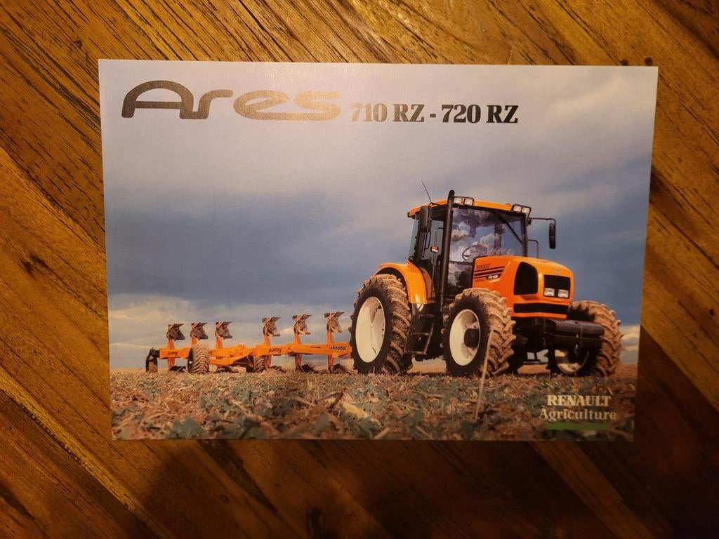 tractor folder Renault ARES 710 RZ - 720 RZ, Boeken, Catalogussen en Folders, Ophalen of Verzenden, Zo goed als nieuw