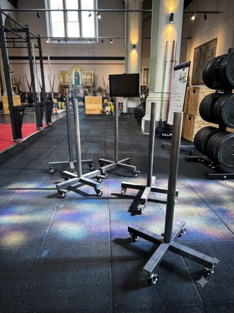 4 verrijdbare bumperplate standaards / halterschijf rekken, Info@nogravity-arnhem.nl, Gebruikt, Overige typen, Nogravity Hybrid fit