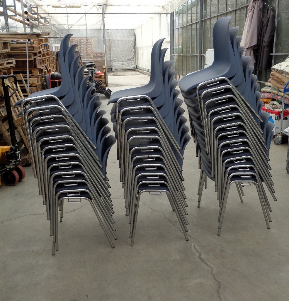 40 oerdegelijke, grijze OWI kuipstoelen, Ophalen, Gebruikt, Modern industrieel, Grijs