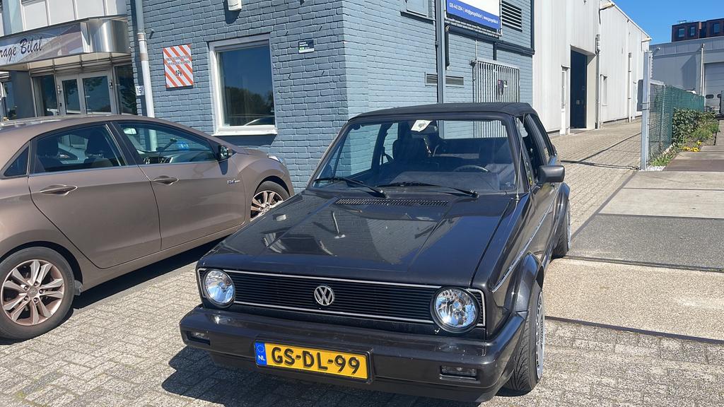 Volkswagen Golf 1.8 GL Cabriolet 1984 Zwart., 4 cilinders, Cabriolet, 1781 cc, Geïmporteerd