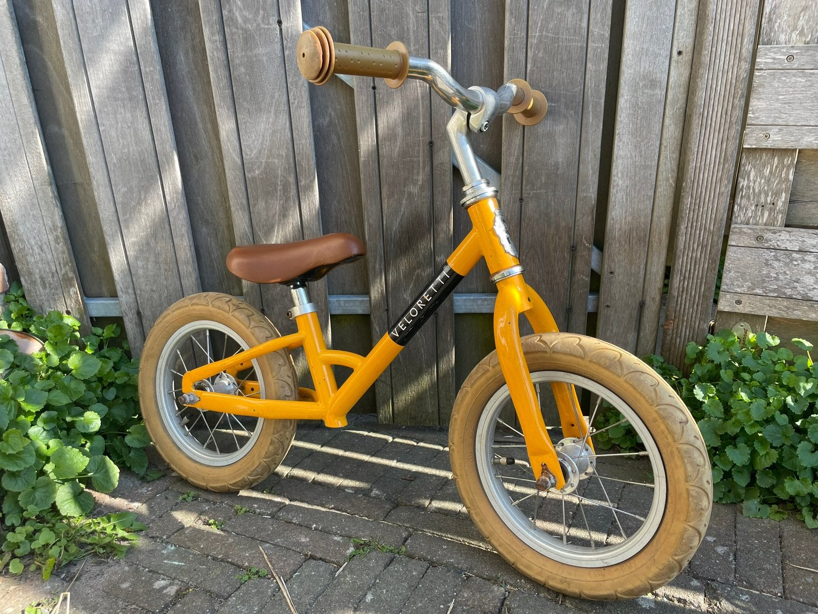 Veloretti Mini loopfiets, geel, Ophalen, Zo goed als nieuw, Minder dan 16 inch, Zijwieltjes