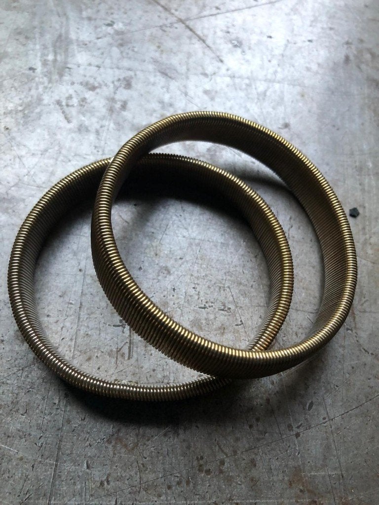 Vintage Metalen Mouwophouders (2 stuks) – Goudkleurig, Ophalen of Verzenden, Overige materialen, Overige typen