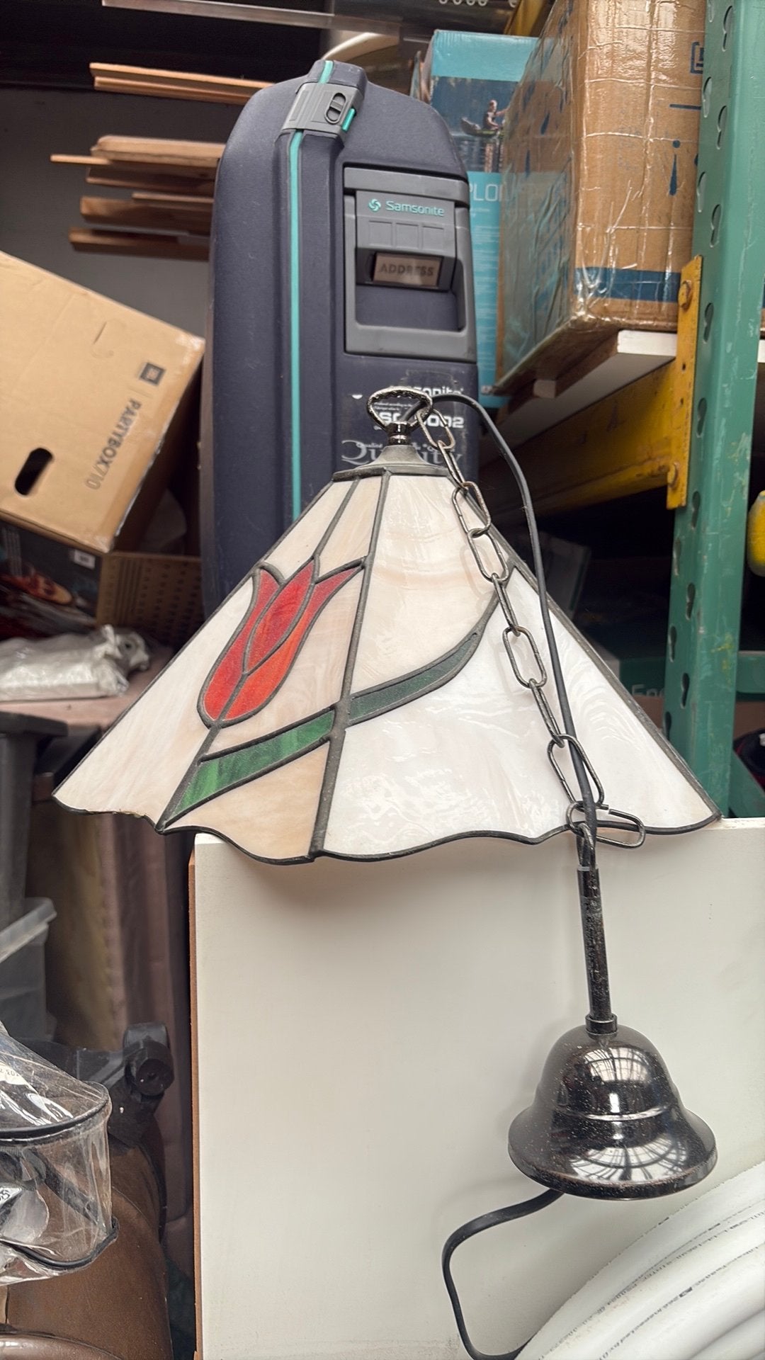 Tiffany-stijl hanglamp met tulp motief, Gebruikt, 50 tot 75 cm, G, T