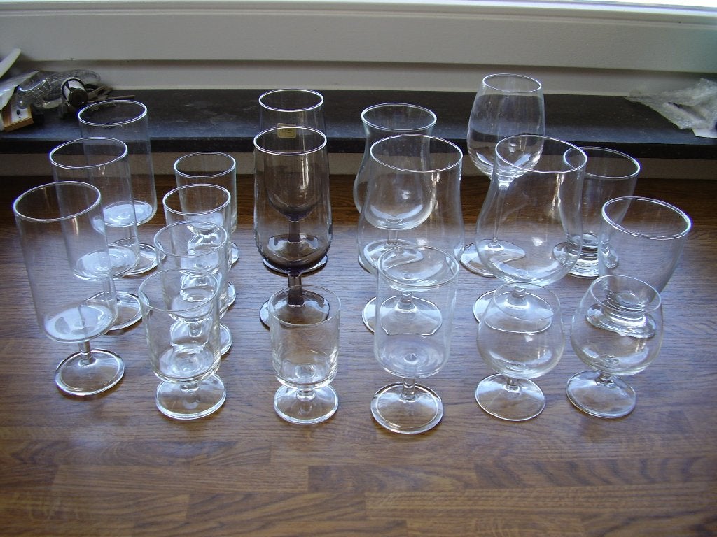16 diverse glazen, Ophalen of Verzenden, Aardewerk, Overige stijlen, Bord(en)