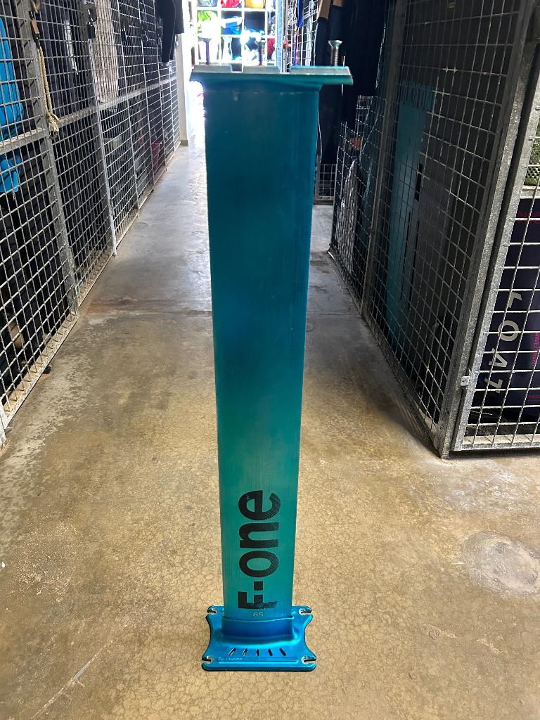 F-one foil/wing alu mast 85cm, Ophalen, Zo goed als nieuw, Overige