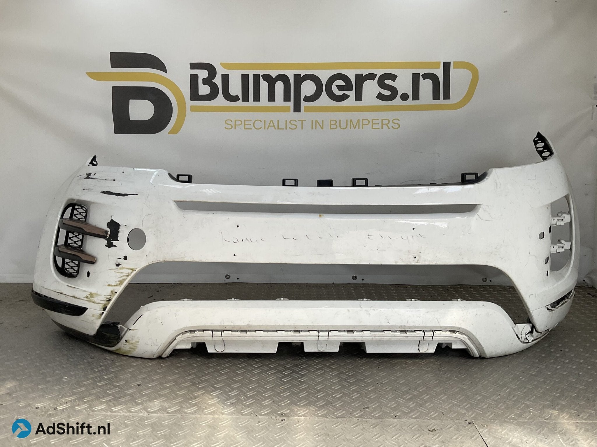 Bumper RANGE ROVER EVOQUE DYNAMIC Voorbumper K8D2-17F775-BB
