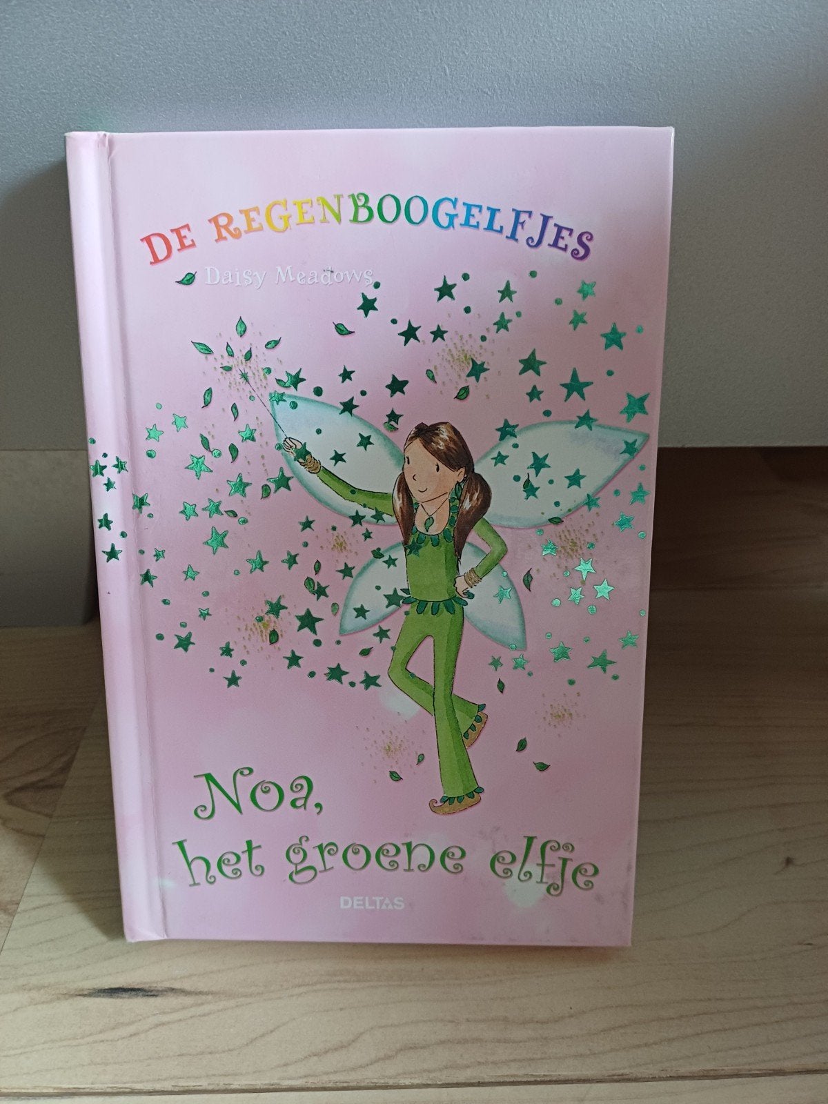 De Regenboogelfjes & Feestelfjes boekenreeks (11 boeken), Boeken, Ophalen of Verzenden, Zo goed als nieuw