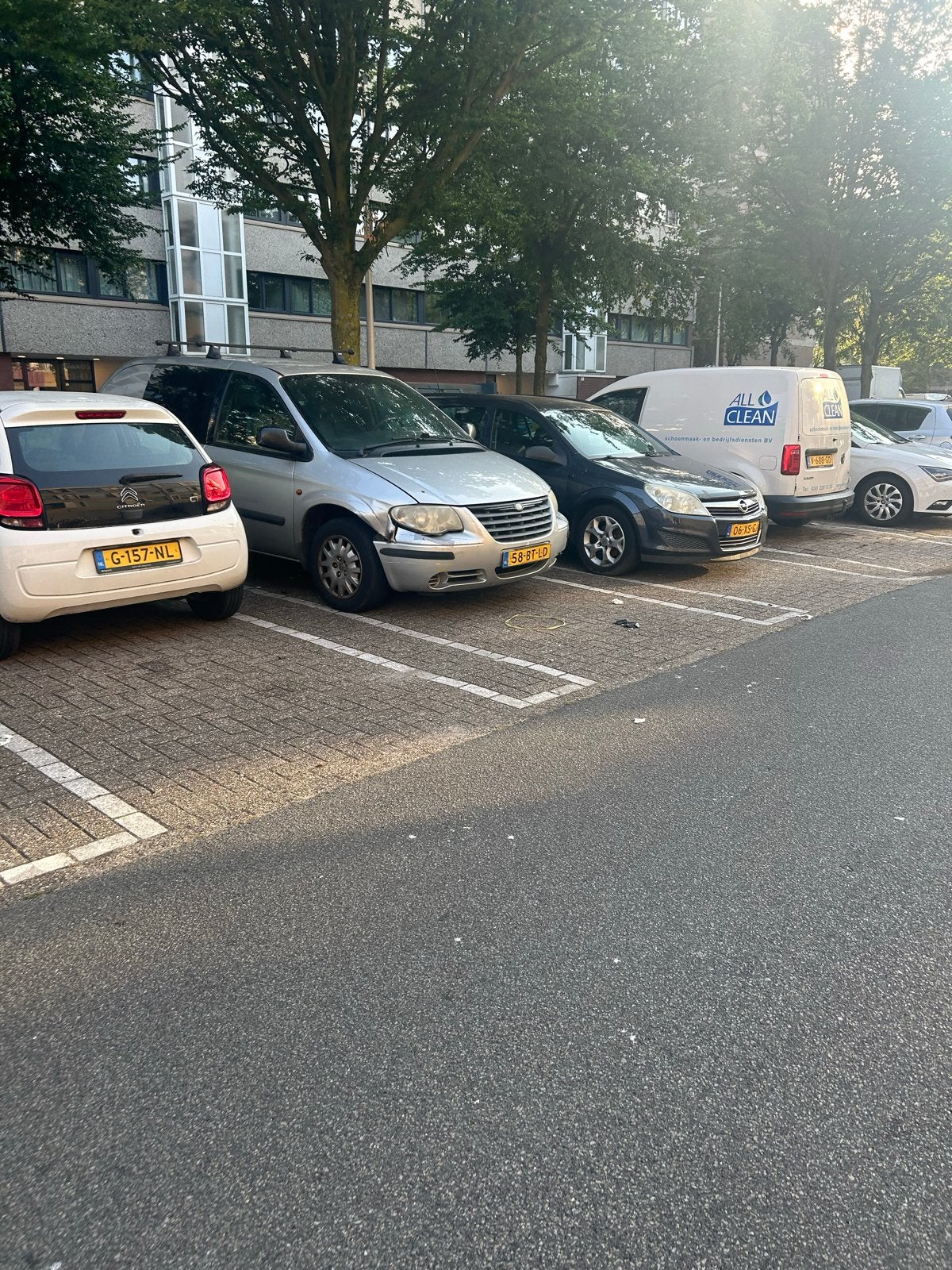 Dodge RAM 2.5 CRD VAN 2005, Auto's, Voorwielaandrijving, 450 kg, Origineel Nederlands, Euro 4