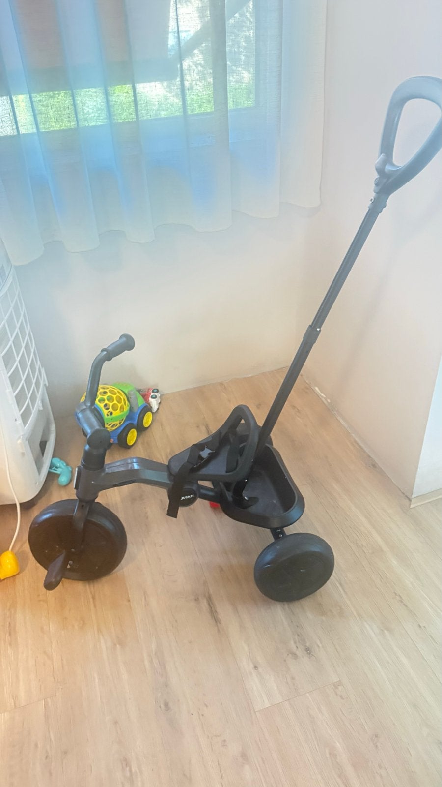 Kinder driewieler met duwstang, Ophalen of Verzenden, Gebruikt, Velgrem, Duwstang