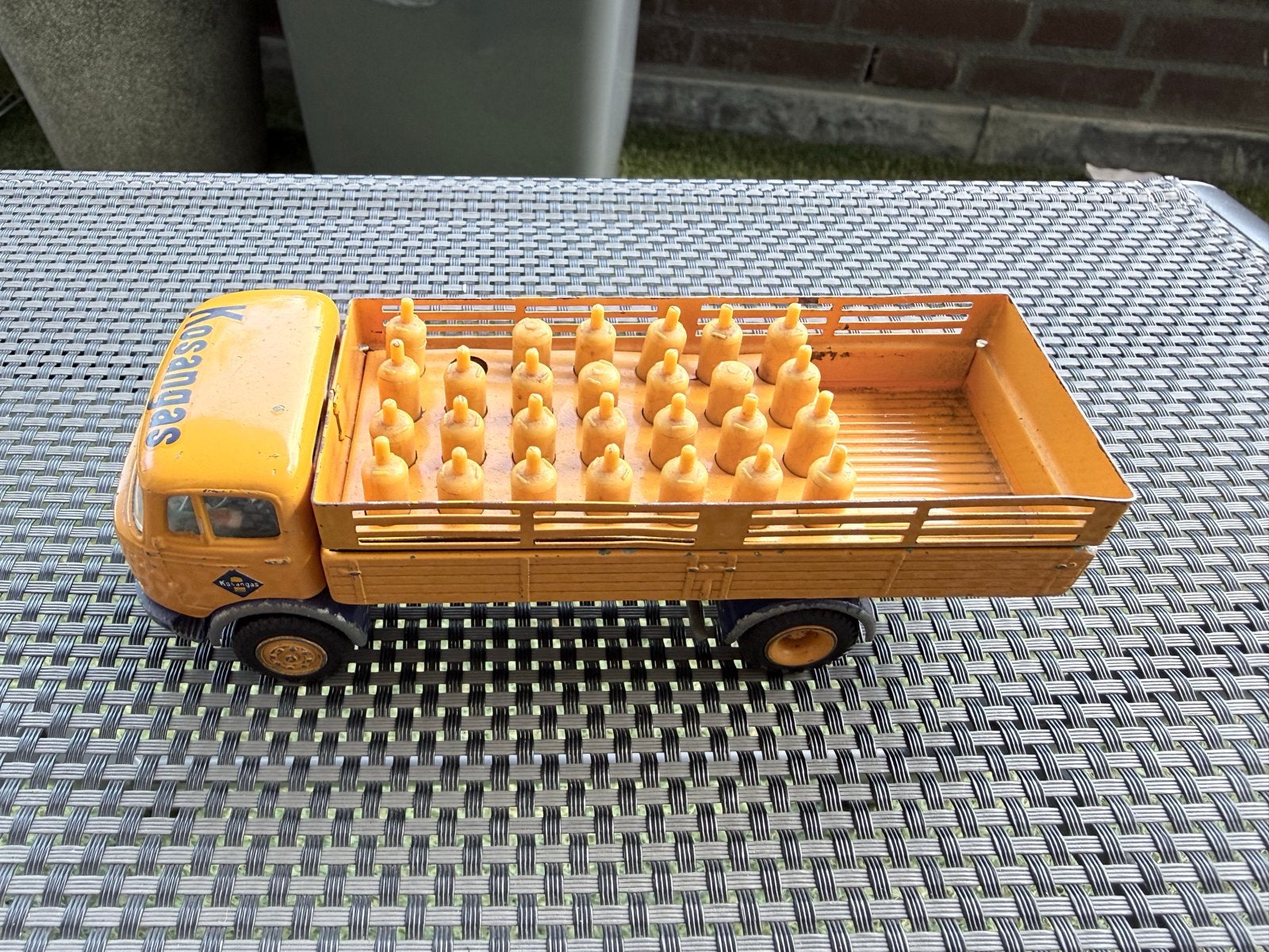 Tekno Denemarken Mercedes Benz Kasogas vrachtwagen 1:43, Hobby en Vrije tijd, Modelauto's | 1:43, Ophalen of Verzenden, Gebruikt
