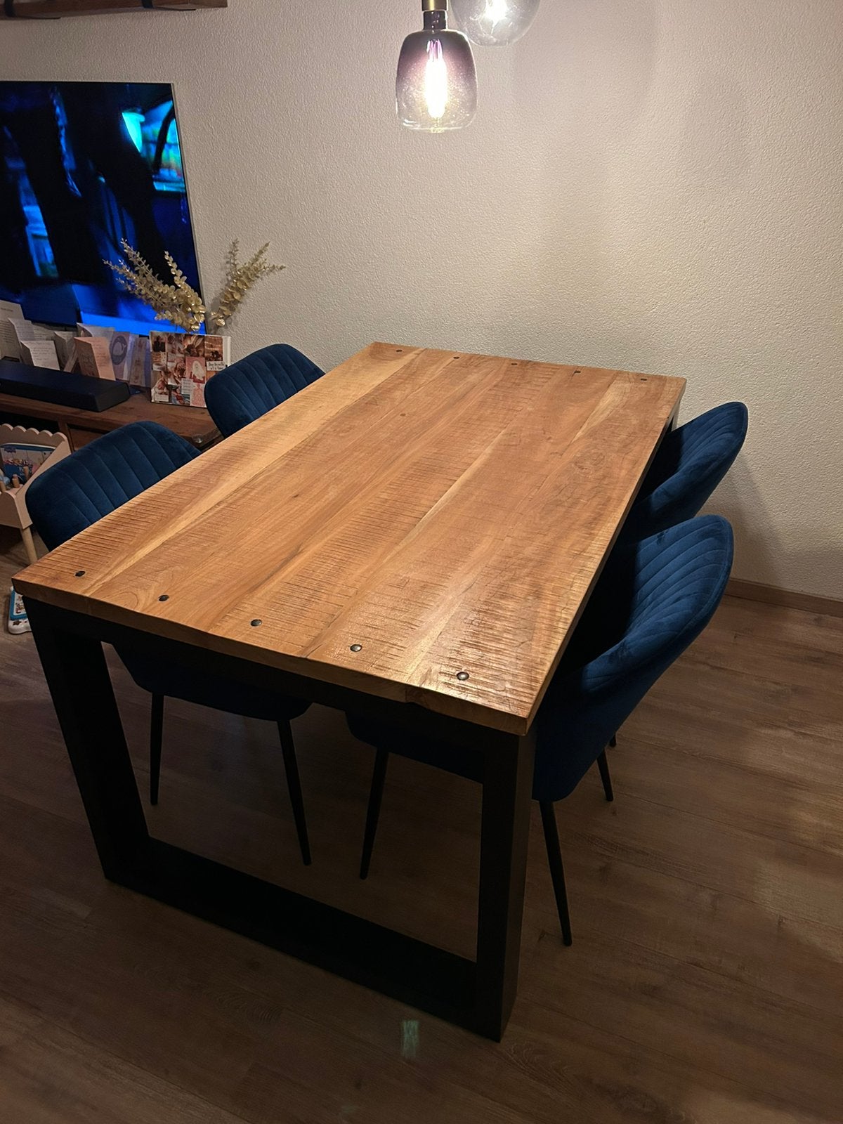 Eettafel Jack (Giga Meubel) + 4 Invicta Interior stoelen, Ophalen, 100 tot 150 cm, Mango houten tafel, 50 tot 100 cm