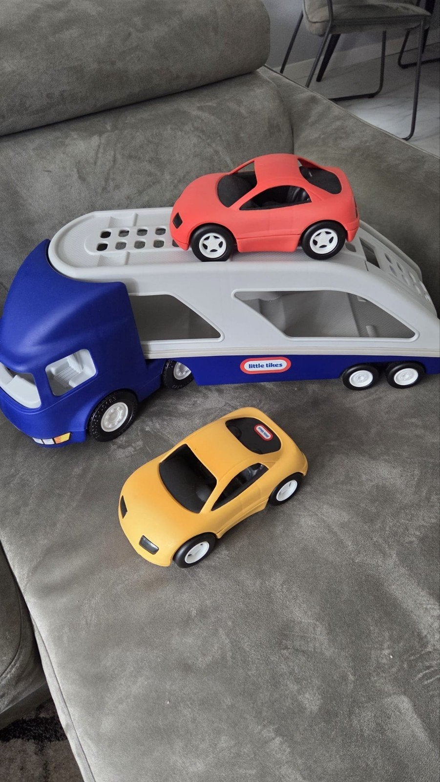 Little Tikes Vrachtwagen met Auto's - Nette Staat, Kinderen en Baby's, Ophalen of Verzenden, Gebruikt