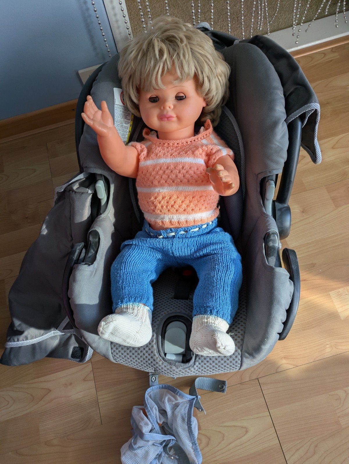 mooie pop merk Lissi Basz en maci cosi autostoel, Ophalen, Zo goed als nieuw, Pop