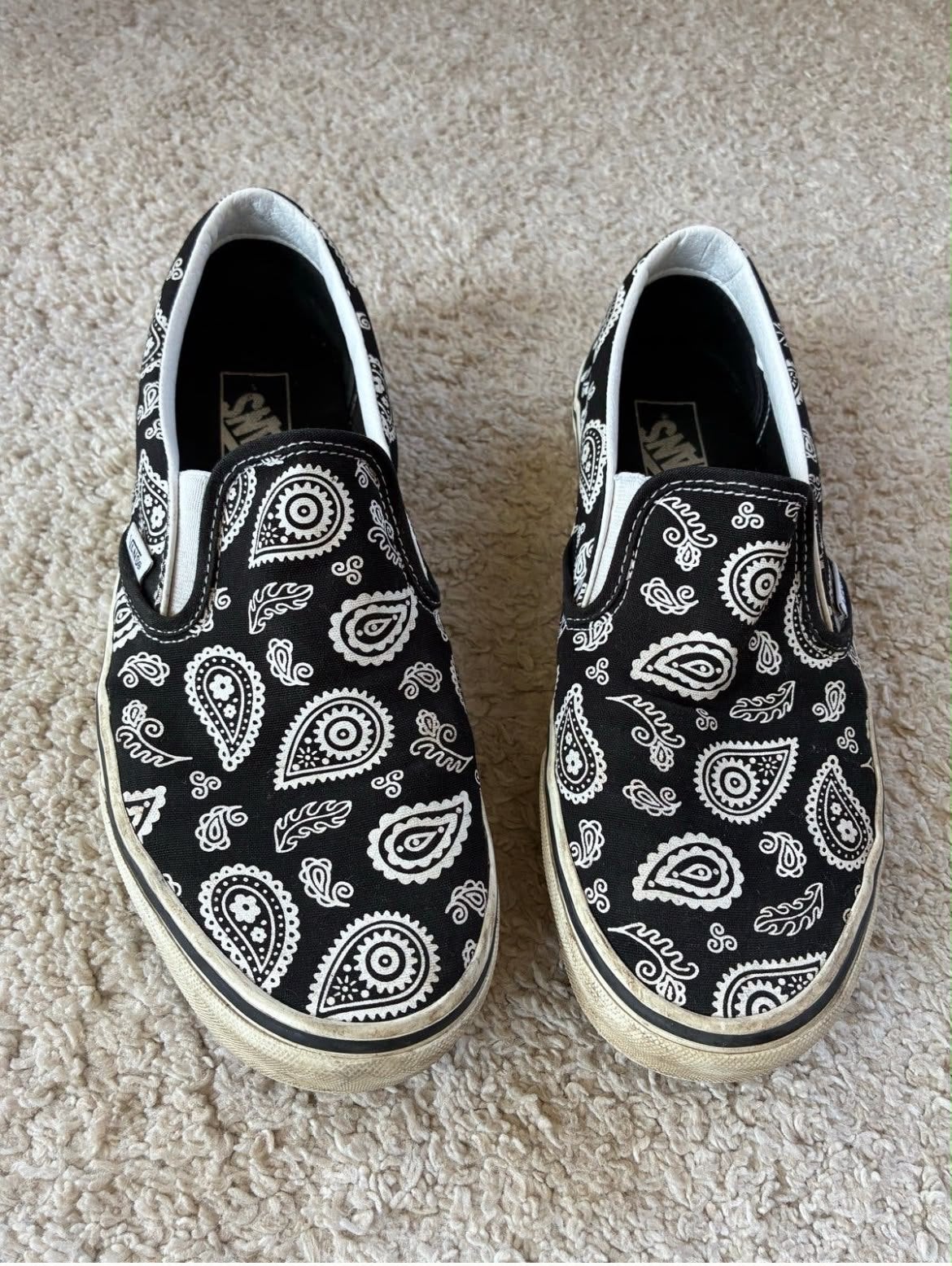 Vans Slip-On Paisley Sneakers - Zwart/Wit, Zwart, Ophalen of Verzenden, Sneakers of Gympen, Gedragen