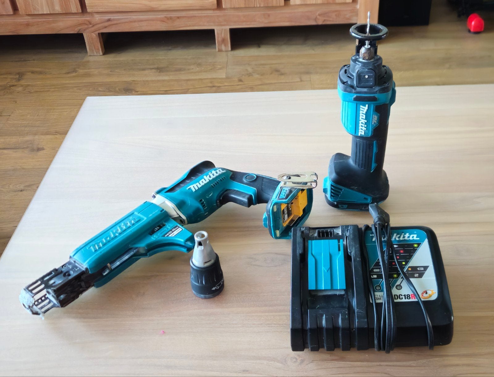 Makita set...dfs452....dco181....oplader..., Ophalen of Verzenden, Zo goed als nieuw