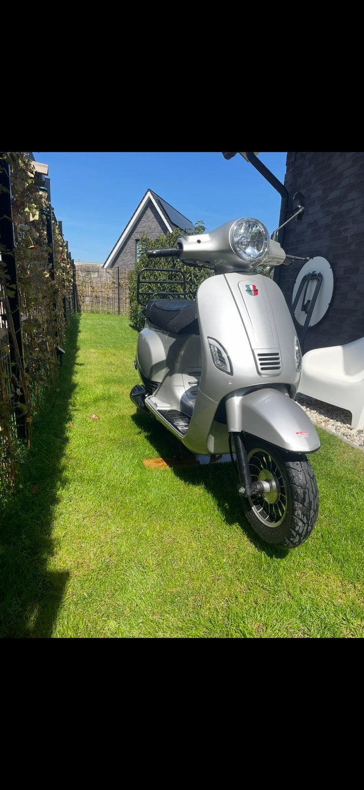 GTS Toscana Exclusive 2021 – geel kenteken – 7.639 km, Gebruikt, Benzine, Ophalen, Overige merken